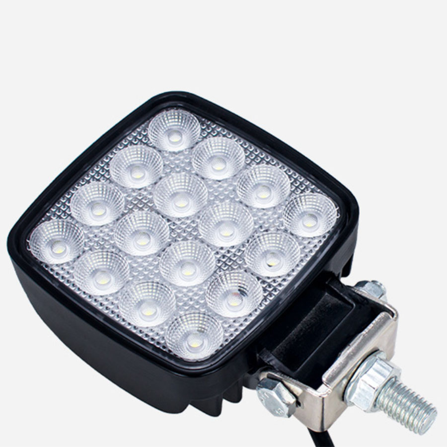 Faro LED super luminoso da 3,9 - Heavy Equipment Supplies recensione e prezzo